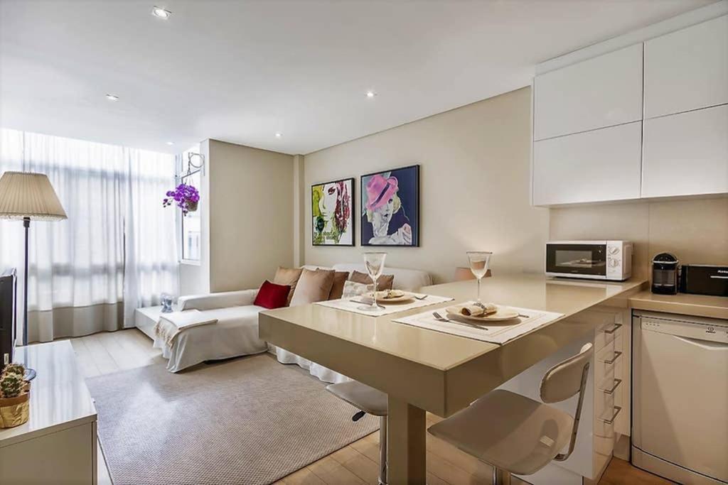 Inloveapartments - City Center With Charm Лиссабон Экстерьер фото